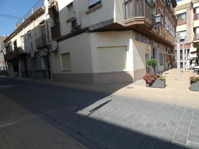 ++Local comercial en Alguazas zona CENTRO++ 50 m. de superficie,  esquina a 2 calle — 2