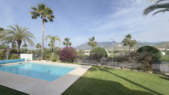 Chalet 3 habitaciones 195m² en venta - Marbella — 2