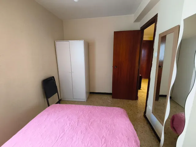 Piso de 54m2 útiles AMUEBLADO. Distribuido en dos dormitorios, salón, cocina y baño — 16