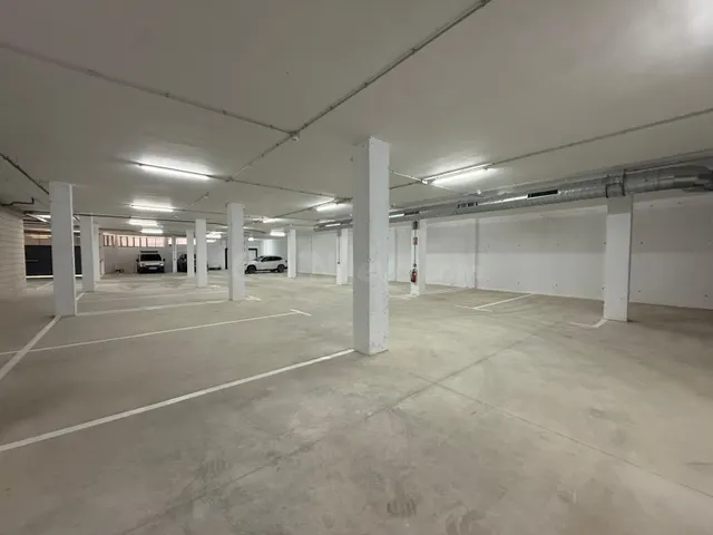 EN VENTA 23 PLAZAS DE APARCAMIENTO EN SALESIANOS