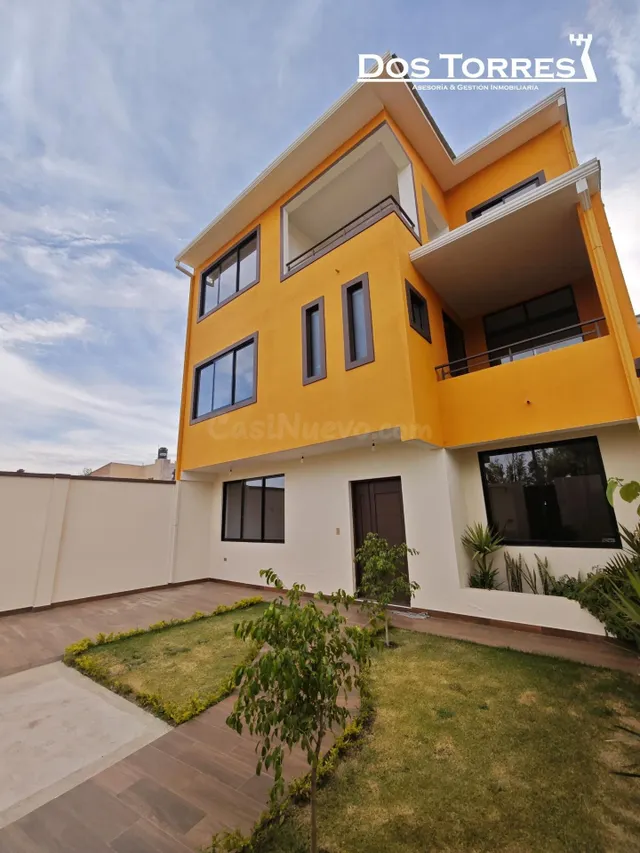 $us.- 129.500 Amplia casa nueva a estrenar, con 4 dormitorio - foto 2