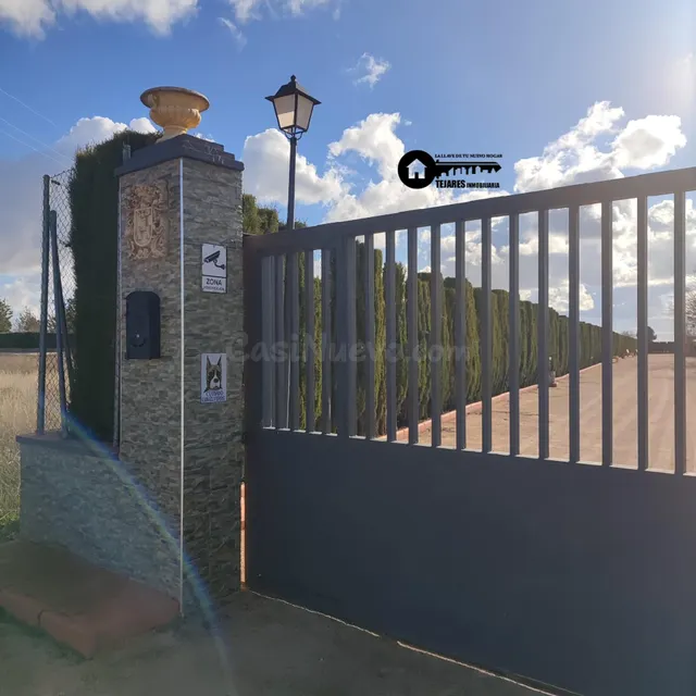 SE VENDE PARCELA RÚSTICA A TAN SOLO 1 KM DE ALBACETE - foto 2