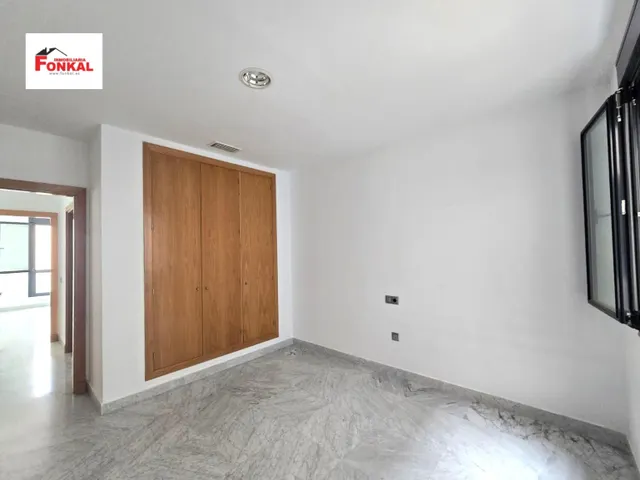 Moderno piso en el centro de jerez — 37