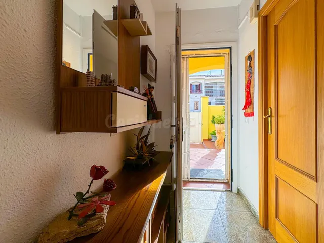 ¡Piscina privada y playa a 10 minutos! Chalet esquinero de 4 - foto 5