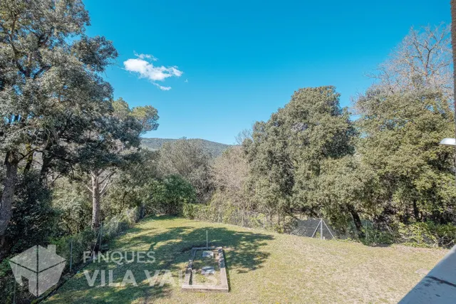 Casa independiente con gran parcela en Sant Quirze Safaja — 43