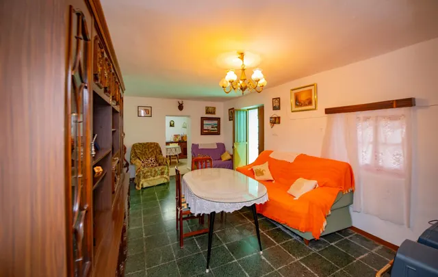 VENTA DE FINCA RUSTICA EN LA ZONA DE LA SIERRA DEL TORCAL — 28