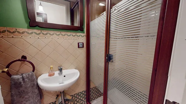 Magnifica vivienda de 4 dormitorios, convertida en 3 dormitorios, con dos baños, vestidor y terraza — 15