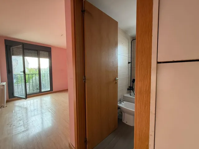 Piso con 2 plazas de garaje y trastero en C/ Tajada (Pedrola) — 12