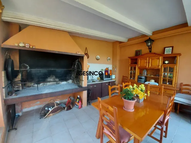 CHALET CON VISTAS ESPECTACULARES Y EN PLENA NATURALEZA — 18
