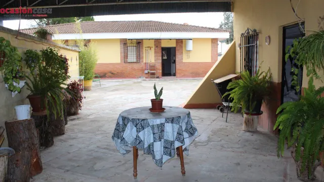CHALET EN LA COLINA — 12
