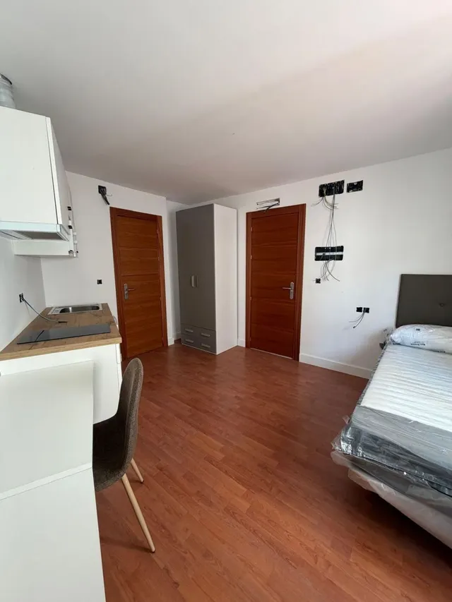APARTAMENTO EN ALQUILER — 9