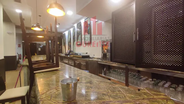 RESTAURANTE LISTO PARA COMENZAR LA ACTIVIDAD EN LA ZONA UNIVERSITARIA. — 8