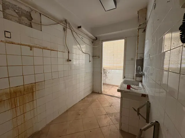 FANTÁSTICO PISO CON TERRAZA Y VISTAS A LA BAHIA. EN PERIODO DE PUJAS AL ALZA HASTA EL 08/10 — 17