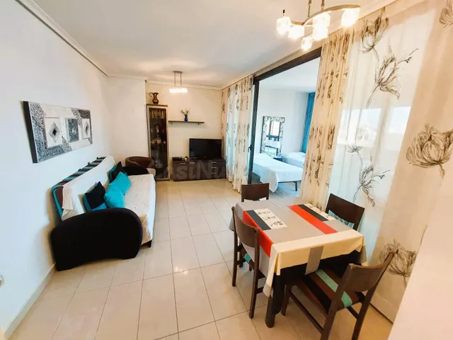 APARTAMENTO DE 2 DORMITORIOS (1+1), CON VISTAS AL MAR, EN EL - foto 2