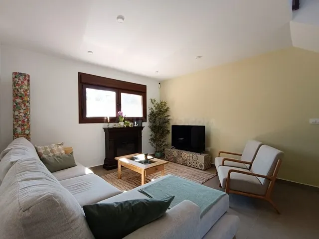 Villa 5 habitaciones 256m² en venta - Zona Pueblo — 42
