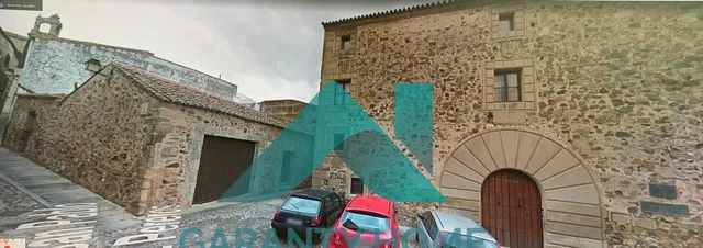 🏡 SE VENDE CASA – ZONA CASCO ANTIGUO, CÁCERES - foto 2