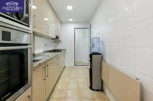 Piso en Armilla Centro con patio de 46 m2, 2 dormitorios y metro — 11
