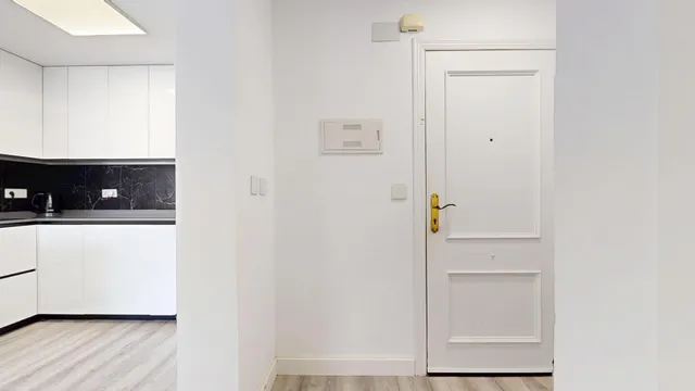 Piso moderno de 1 dormitorio con garaje y trastero en pleno centro de Pilar de la Horadada — 20