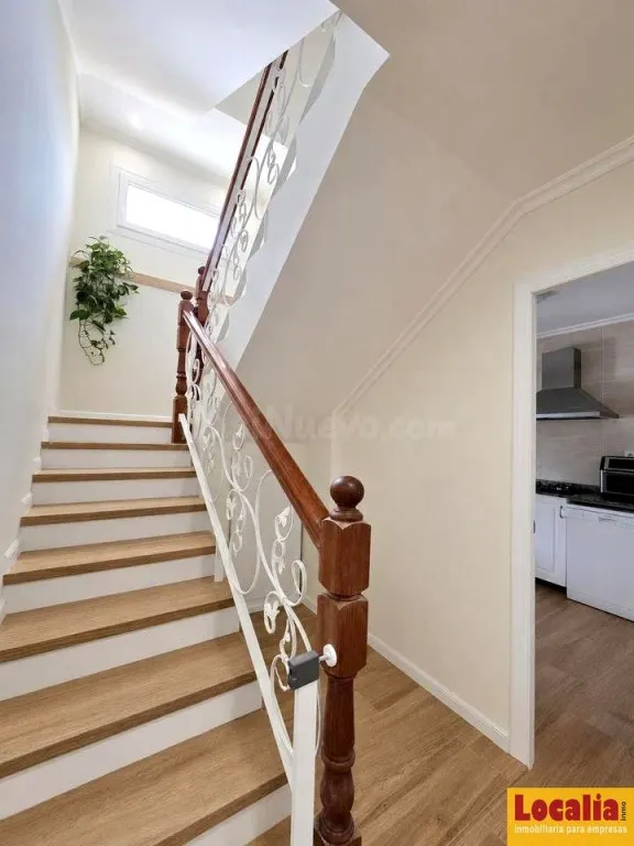 Casa familiar reformada con jardín en Miengo — 29