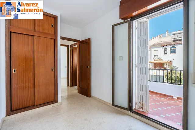 CASA ADOSADA EN MOTRIL — 33