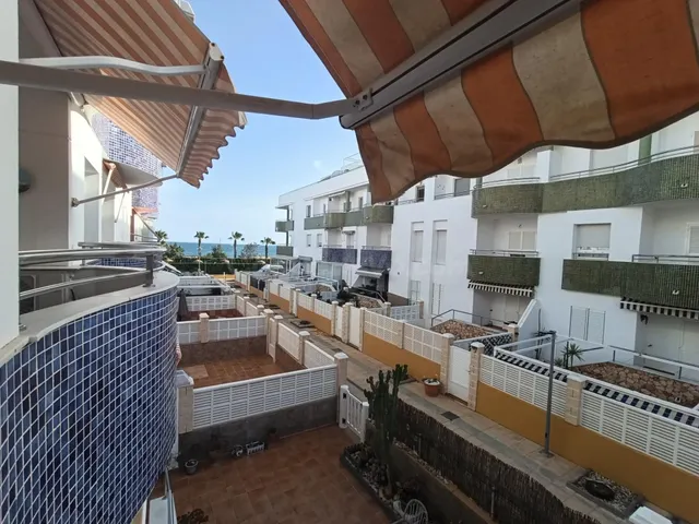 Piso alquiler vacacional en Playas de la Ensenada - foto 3