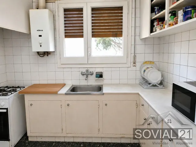 Casa unifamiliar con jardín y gran potencial en Vallvidrera — 31