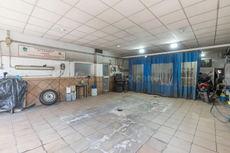 Local comercial 95m² en venta - Zona metropolitana