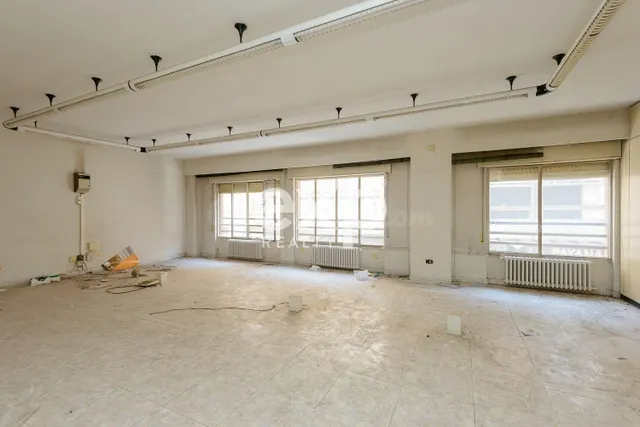 OFICINAS EN VENTA EN PLENA CALLE BURGO NUEVO – UBICACIÓN EXC - foto 2