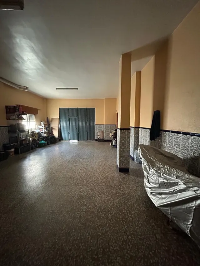 VIVIENDA SOBRE LOCAL EN SANTA MARÍA DEL ÁGUILA — 22