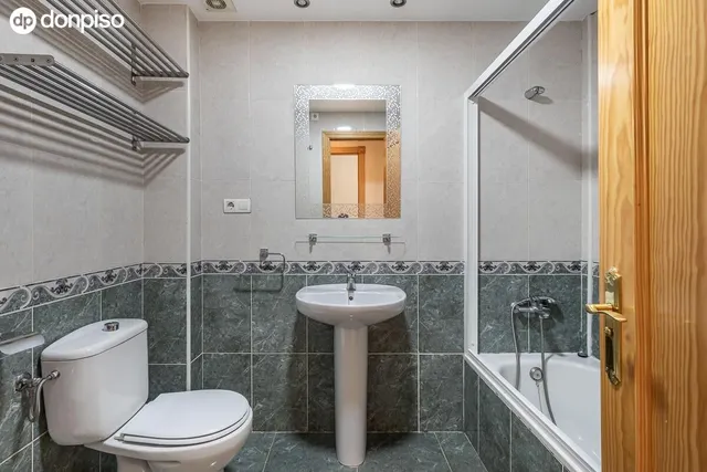 Piso en venta en Santa Fe con garaje y terraza. — 18