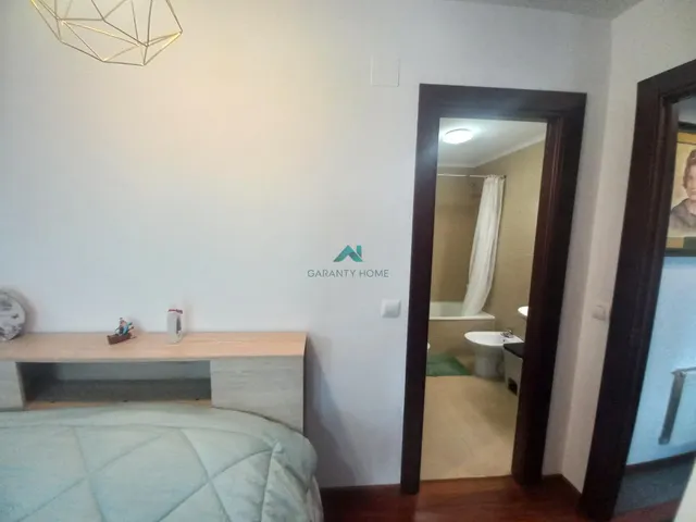 Se vende bajo en Treto — 25