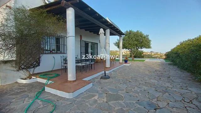 Chalet 4 habitaciones 274m² en venta - Costa Del Sol — 15