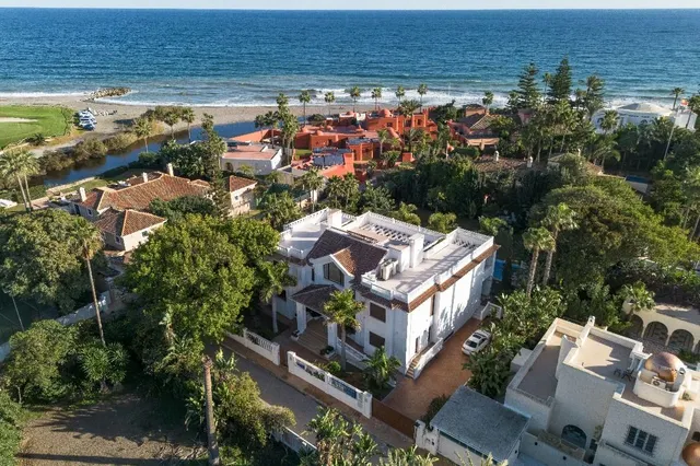 Villa 7 habitaciones 761m² en venta - Casasola — 28