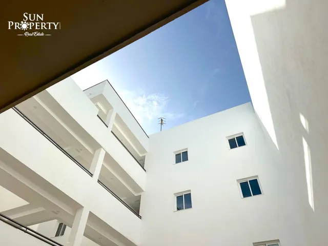 APARTAMENTO NUEVO DE 2 DORMITORIOS CON PLAZA DE GARAJE EN SAN ISIDRO — 13