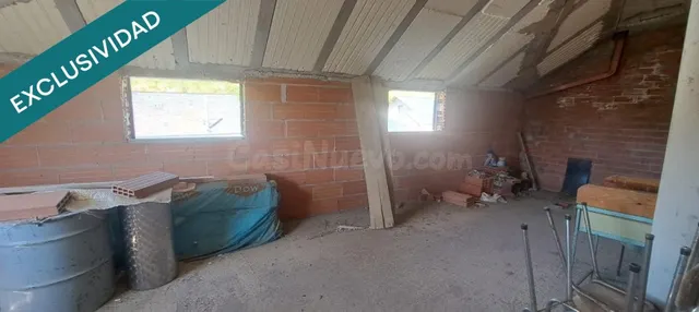 Casa sin terminar en valtuille de arriba con garaje y patio - foto 5