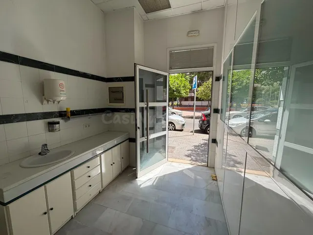 ¡Excelente oportunidad de alquiler de local en una ubicación - foto 2