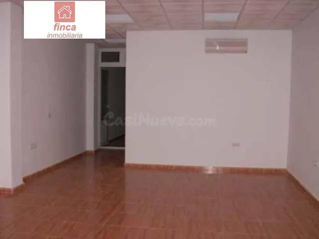 MONTIJO, ALQUILER LOCAL COMERCIAL, CON REJA DE SEGURIDAD, AI