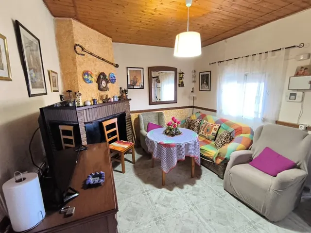 Casa de campo 3 habitaciones 220m² en venta - Ayuntamiento — 13