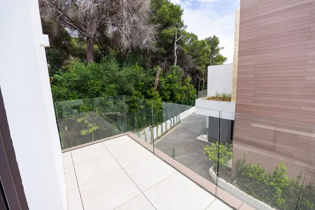 DOS ESPECTACULARES VILLAS RECIÉN TERMINADAS EN EL CENTRO DE MARBELLA — 40