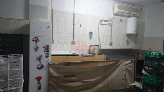 SE VENDE LOCAL COMERCIAL DE 80 M2 ZONA PASEO LA CUBA - foto 5