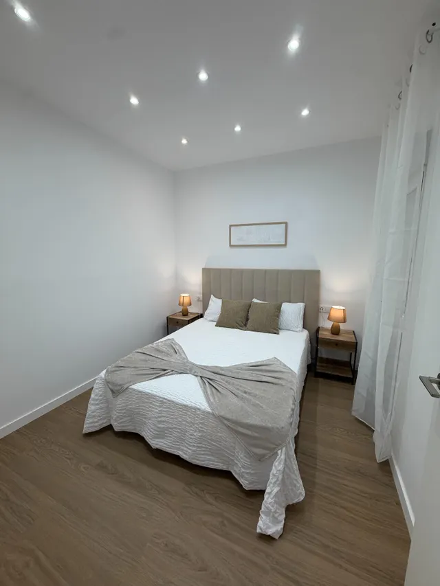 Vivienda totalmente reforma de tres habitaciones en el centro de Castellón — 13