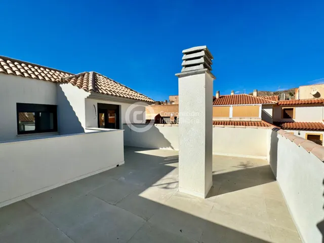 Ático de 2 dormitorios con 2 terrazas en el centro de Lorca — 31