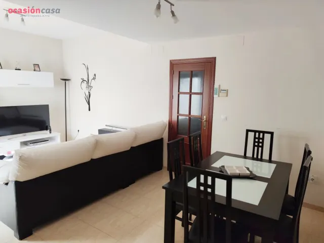 PRECIOSA CASA EN EL CARPIO!! — 28