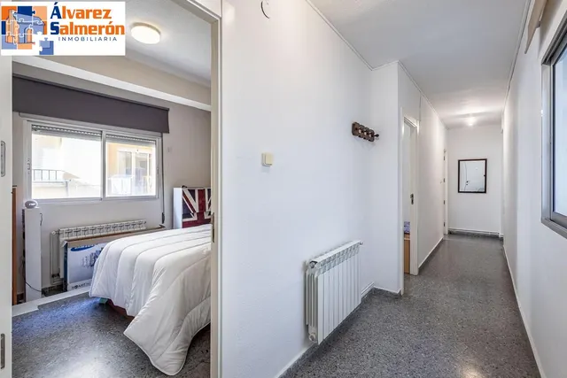 Piso amplio y luminoso en Ronda–Arabial — 14