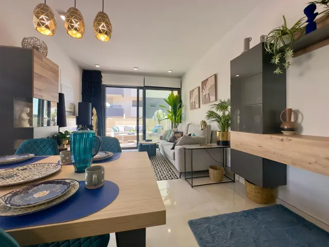 APARTAMENTO DE 3 DORMITORIOS 2 BAÑOS +2 PLAZAS DE GARAJES EN ORIHUELA COSTA (PLAYA FLAMENCA) — 18