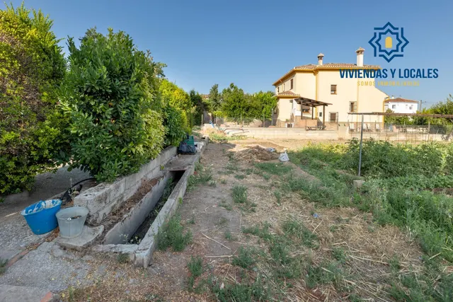 TERRENO URBANO 1060m EN LA ZUBIA — 11