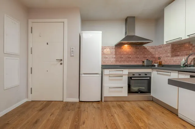 Moderno Apartamento Nuevo en el Campus de la Salud - Granada — 26