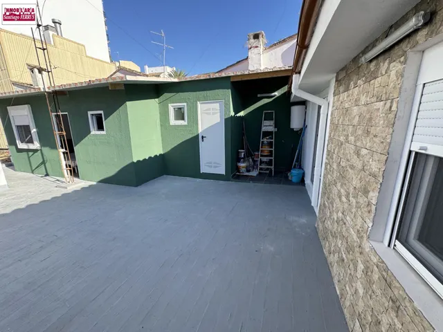 VENTA DE CASA EN BENIFAIO (VALENCIA)   CENTRICA — 46