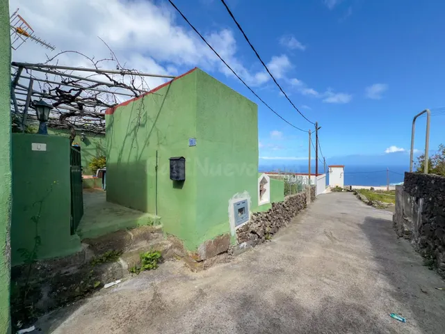 Casa con gran terreno urbano en venta en Frontera, El Hierro - foto 2