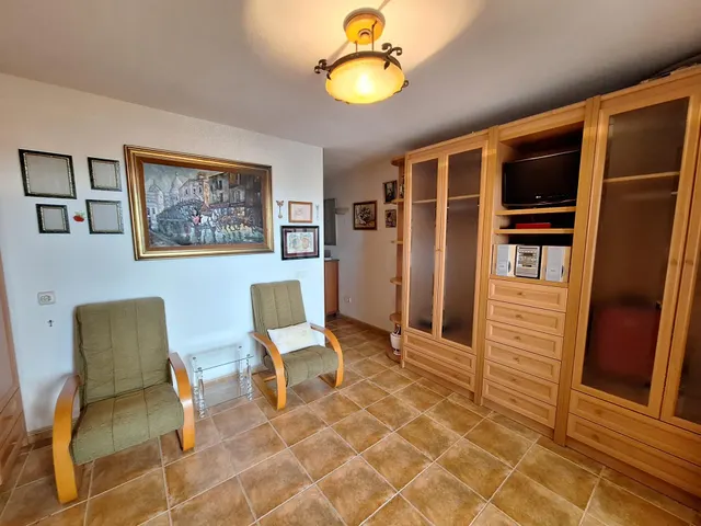 ️ estudio en 14.ª planta con vistas al skyline de Benidorm y al mar, a unos 800 mts. a la playa — 9